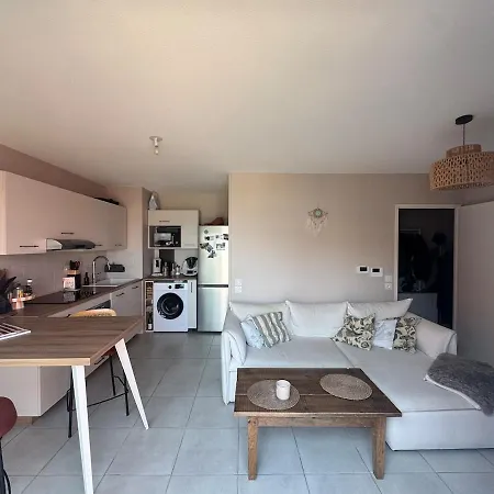 Apartmán T2 *